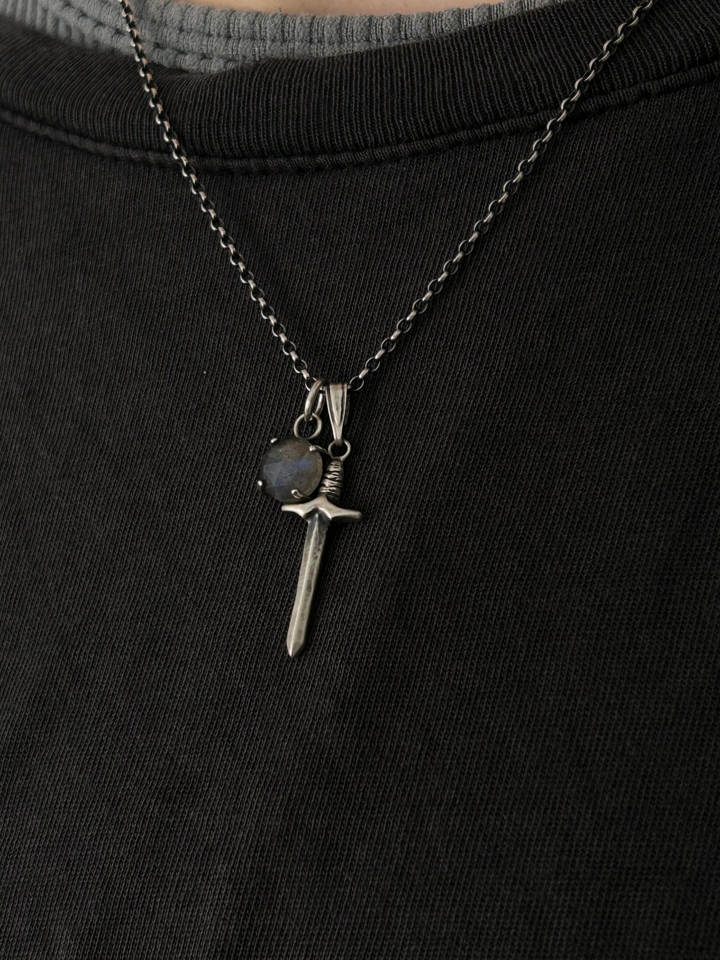 Dainty Dagger