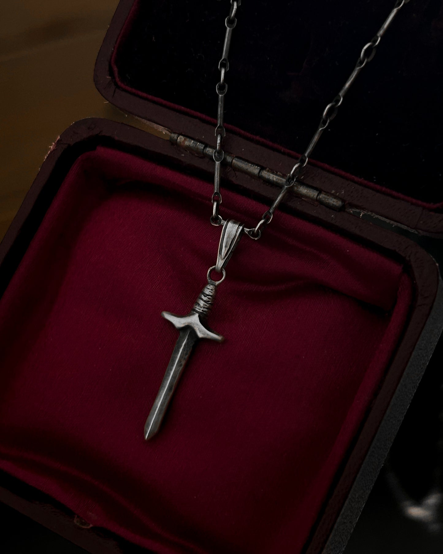 Dainty Dagger