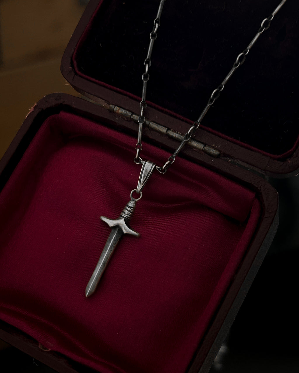Dainty Dagger